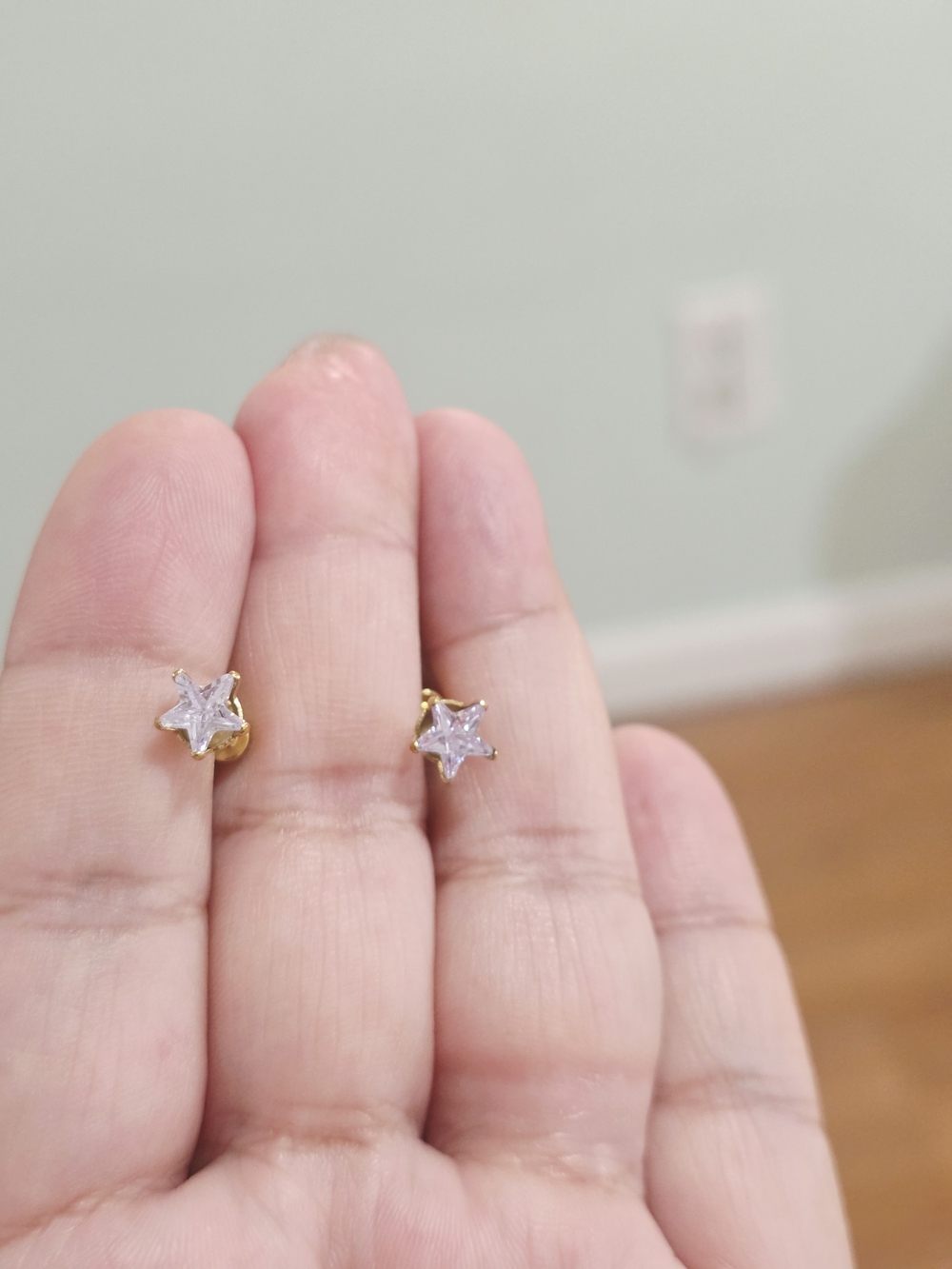 18kGold Plated Star Cubic Zirconia Stud Earrings -